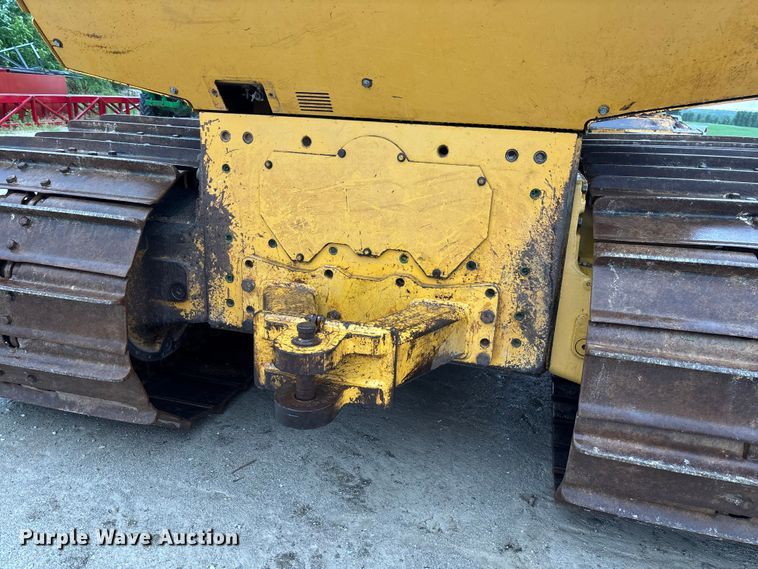 image for item FC1639 2001 John Deere 850C LGP dozer