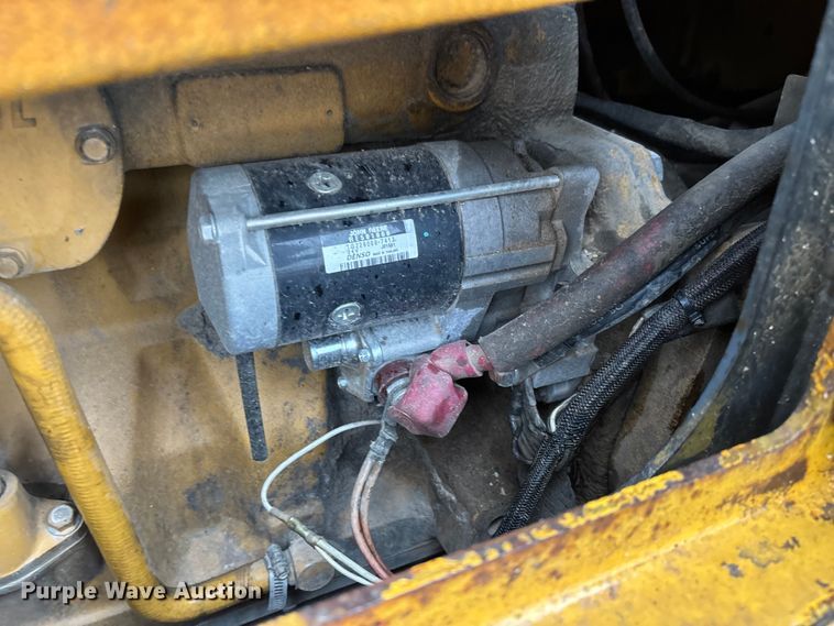image for item FC1639 2001 John Deere 850C LGP dozer