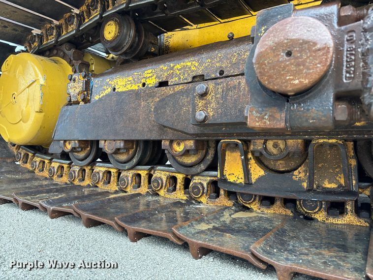 image for item FC1639 2001 John Deere 850C LGP dozer