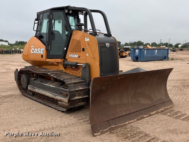 image for item FC2334 2018 Case 1150M LT dozer