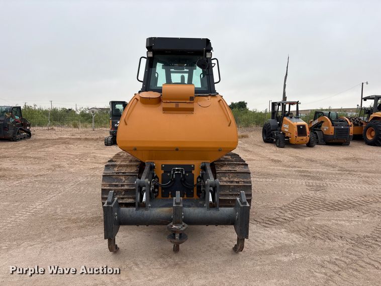 image for item FC2334 2018 Case 1150M LT dozer