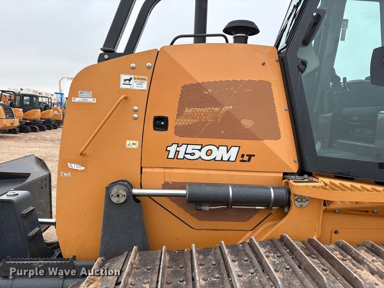 image for item FC2334 2018 Case 1150M LT dozer
