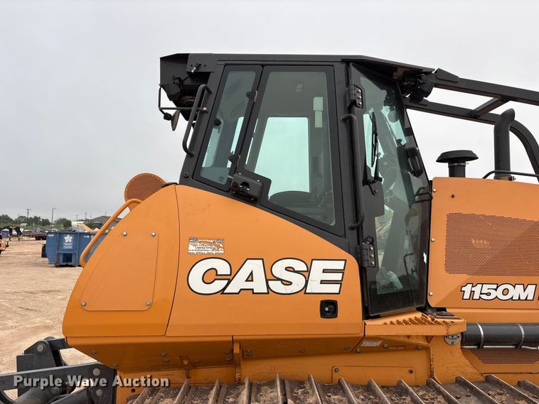 image for item FC2334 2018 Case 1150M LT dozer