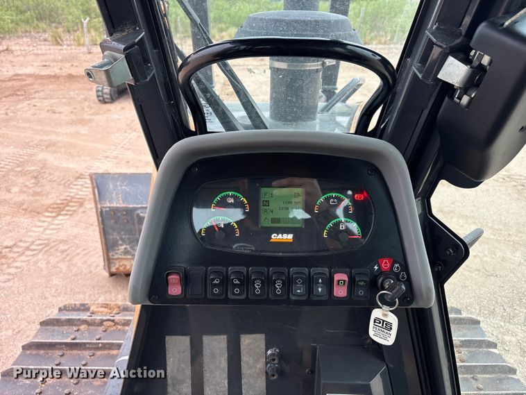 image for item FC2334 2018 Case 1150M LT dozer