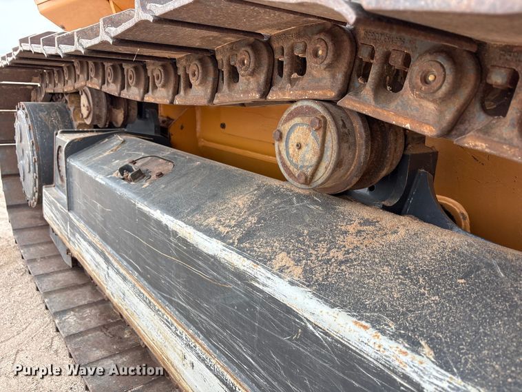 image for item FC2334 2018 Case 1150M LT dozer