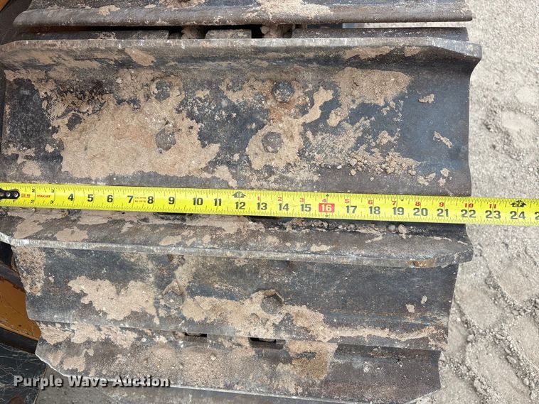 image for item FC2334 2018 Case 1150M LT dozer