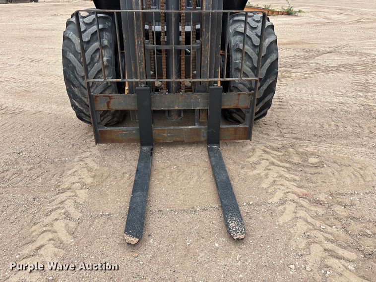image for item FC2335 2019 Case 588H forklift
