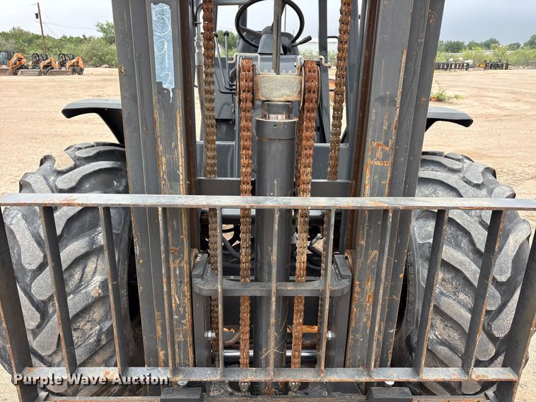 image for item FC2335 2019 Case 588H forklift