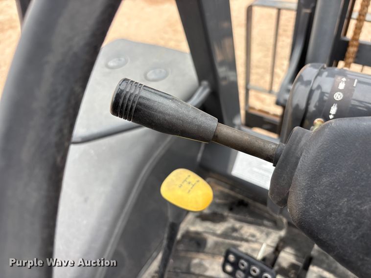 image for item FC2335 2019 Case 588H forklift