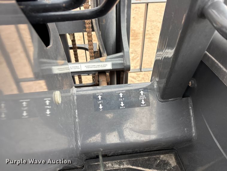 image for item FC2335 2019 Case 588H forklift