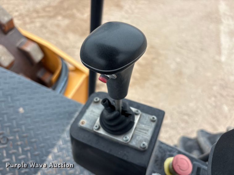 image for item FC2336 2016 Case SV212 single drum vibratory roller