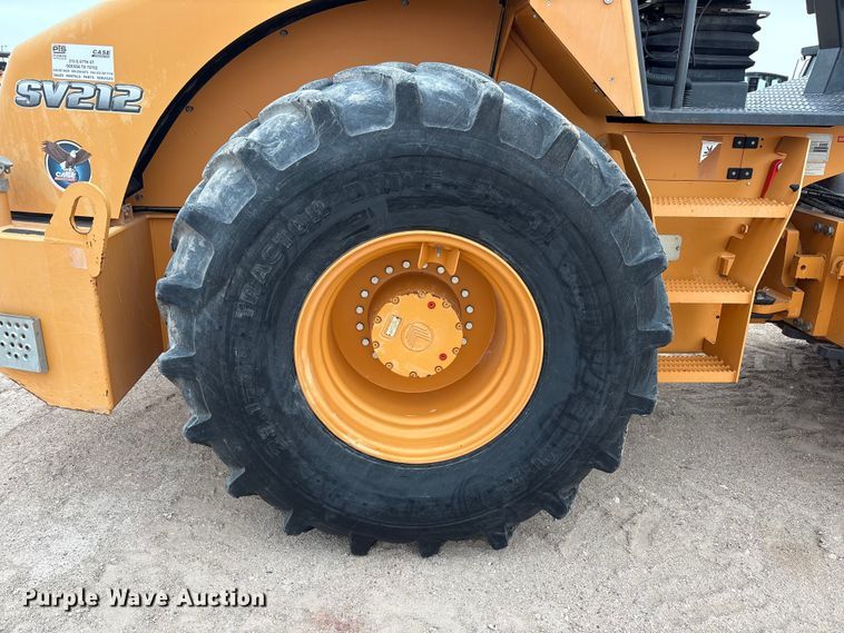 image for item FC2336 2016 Case SV212 single drum vibratory roller