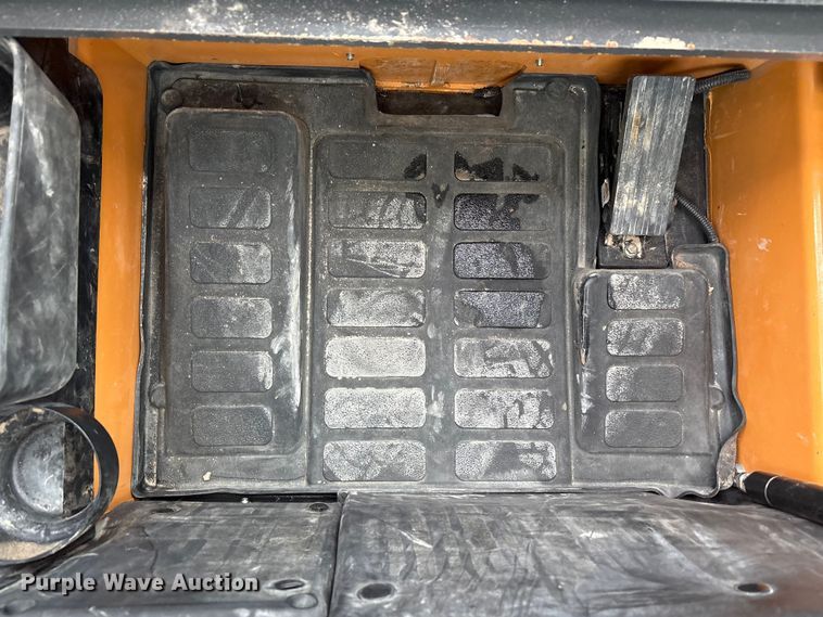 image for item FC2340 2018 Case TR340 tracked skid steer loader