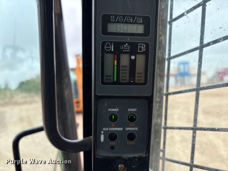 image for item FC2340 2018 Case TR340 tracked skid steer loader