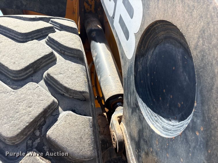 image for item FC2346 JCB 437 ZX T4F wheel loader