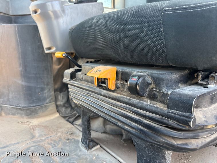 image for item FC2346 JCB 437 ZX T4F wheel loader