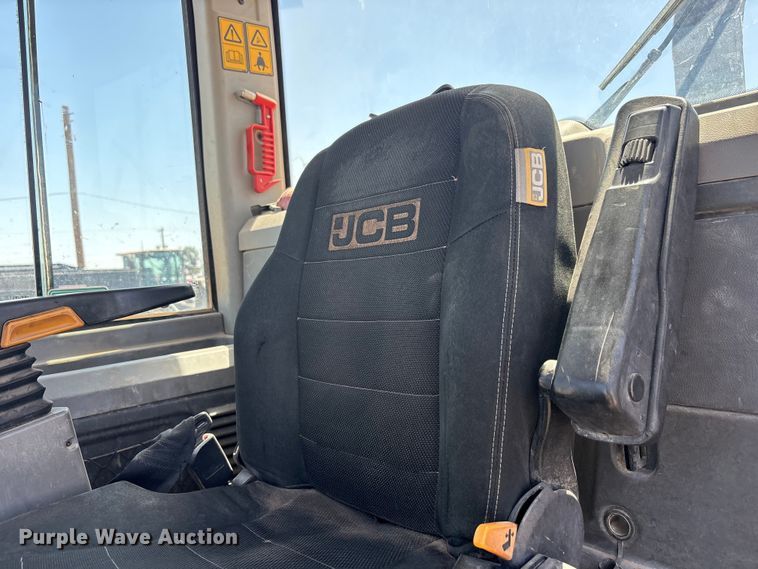 image for item FC2346 JCB 437 ZX T4F wheel loader