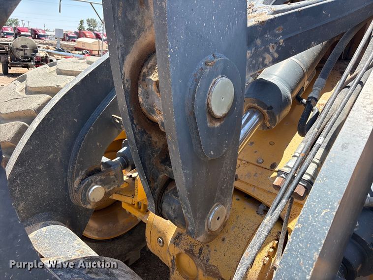 image for item FC2347 2015 John Deere 644K wheel loader