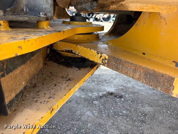 image for item FC2347 2015 John Deere 644K wheel loader