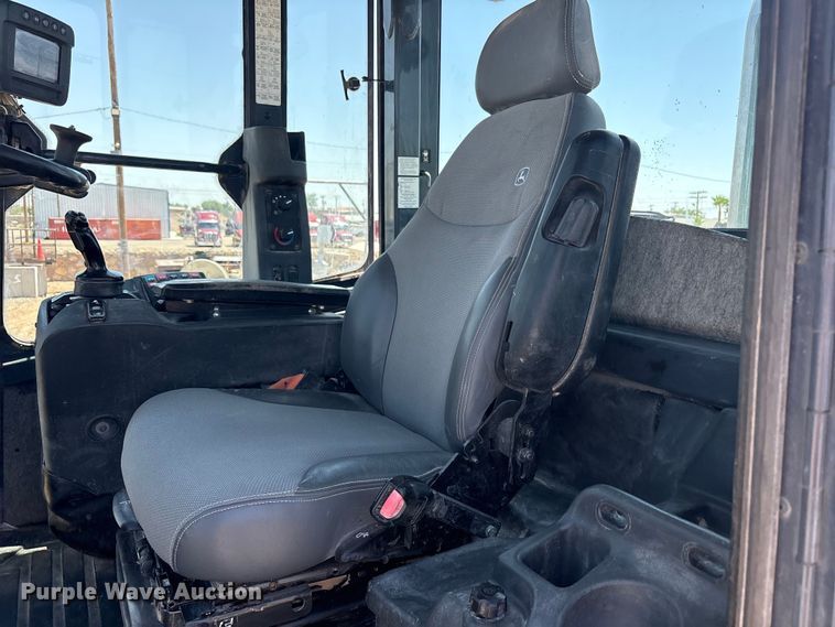 image for item FC2347 2015 John Deere 644K wheel loader