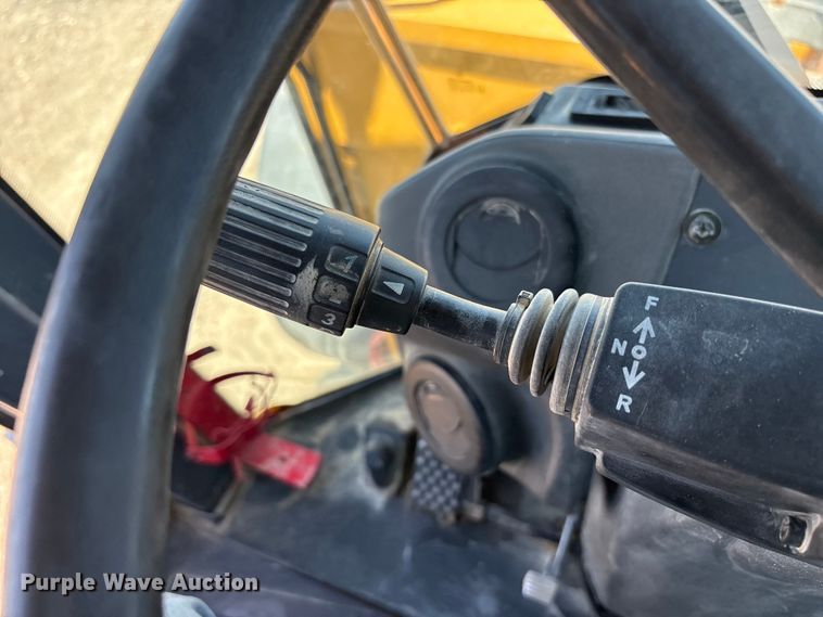 image for item FC2347 2015 John Deere 644K wheel loader