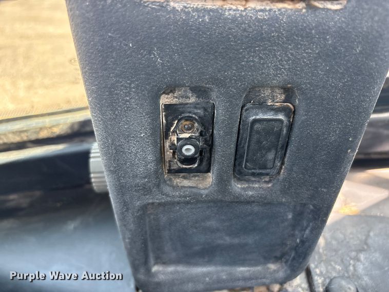 image for item FC2347 2015 John Deere 644K wheel loader