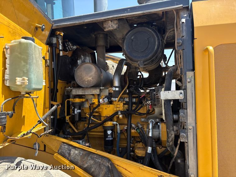 image for item FC2347 2015 John Deere 644K wheel loader