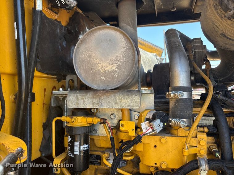 image for item FC2347 2015 John Deere 644K wheel loader