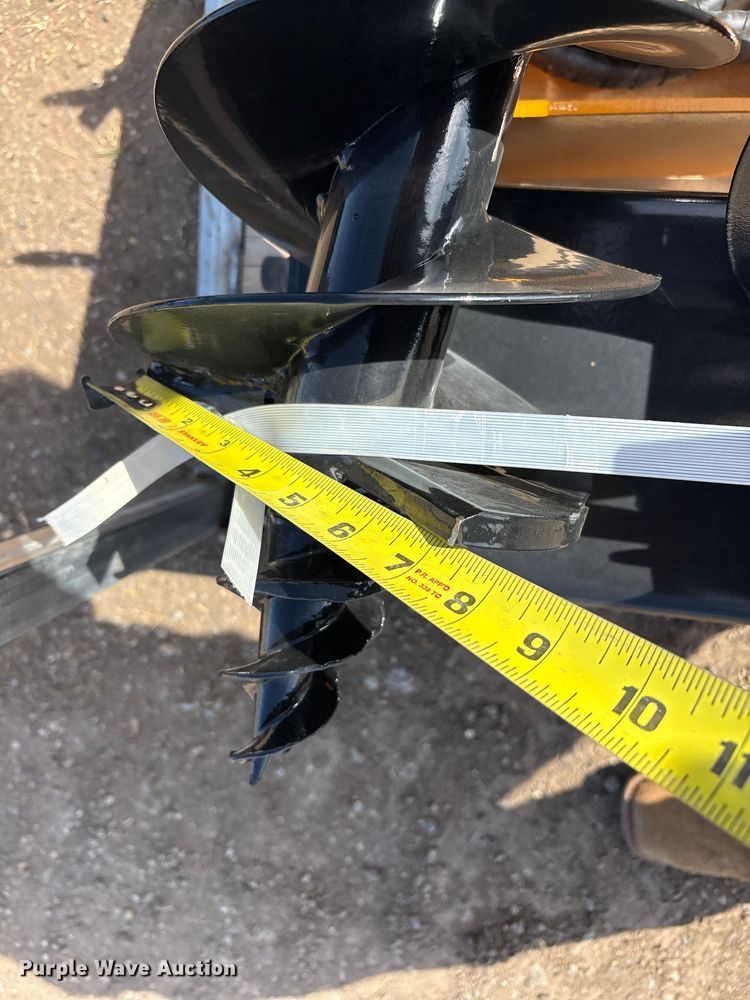 image for item FC2357 Skid steer auger attachment