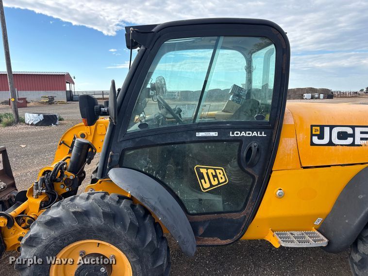image for item FC2378 2010 JCB Loadall 527-55 4WS telehandler
