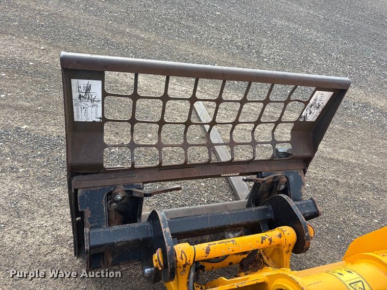 image for item FC2378 2010 JCB Loadall 527-55 4WS telehandler