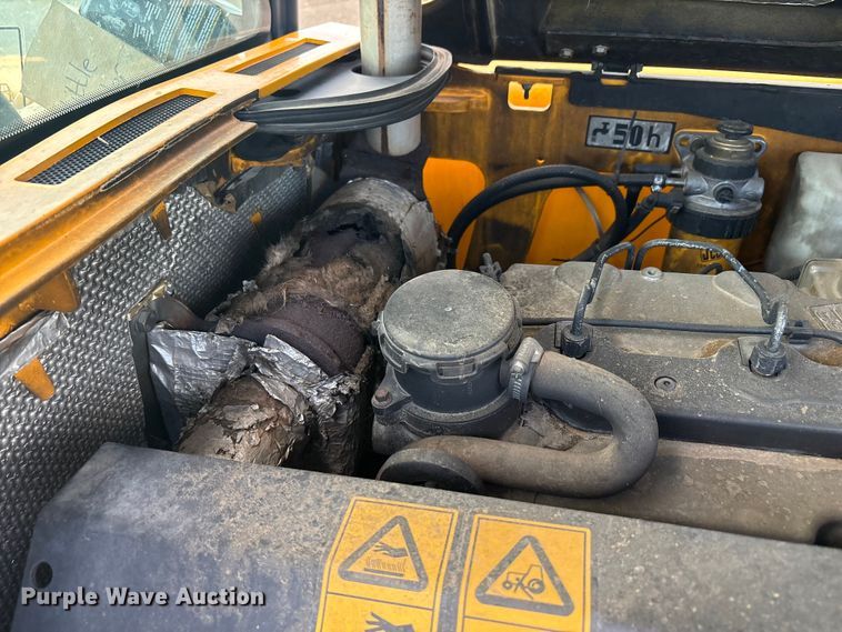 image for item FC2378 2010 JCB Loadall 527-55 4WS telehandler