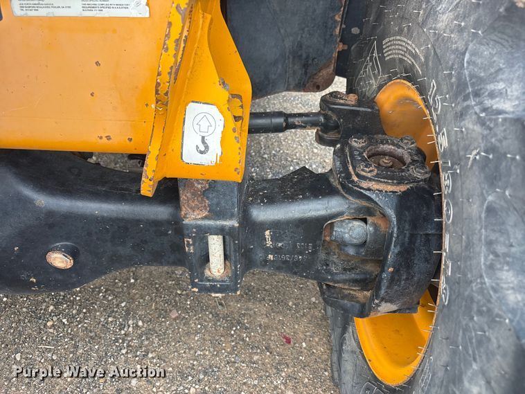image for item FC2378 2010 JCB Loadall 527-55 4WS telehandler