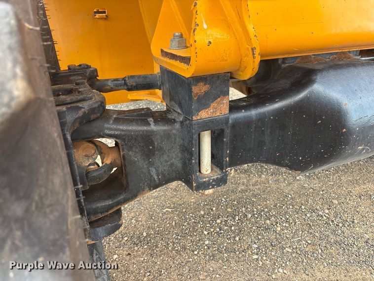 image for item FC2378 2010 JCB Loadall 527-55 4WS telehandler
