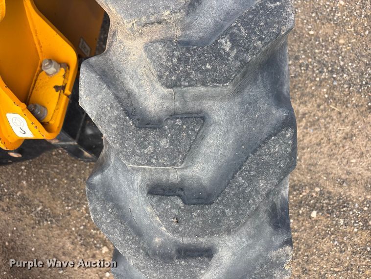 image for item FC2378 2010 JCB Loadall 527-55 4WS telehandler