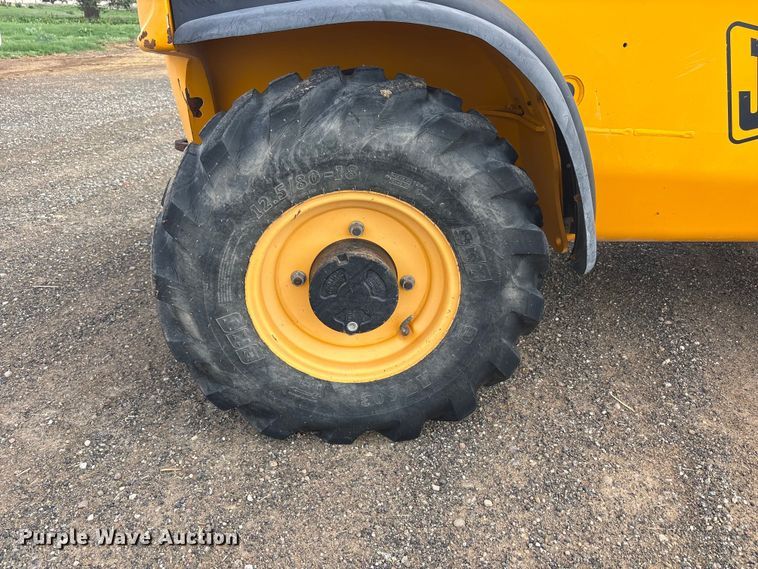 image for item FC2378 2010 JCB Loadall 527-55 4WS telehandler