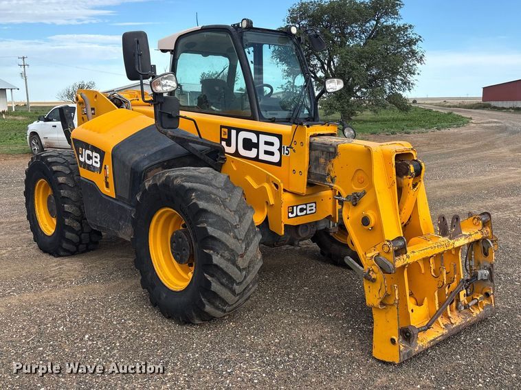 image for item FC2379 2014 JCB Loadall 550-80 telehandler
