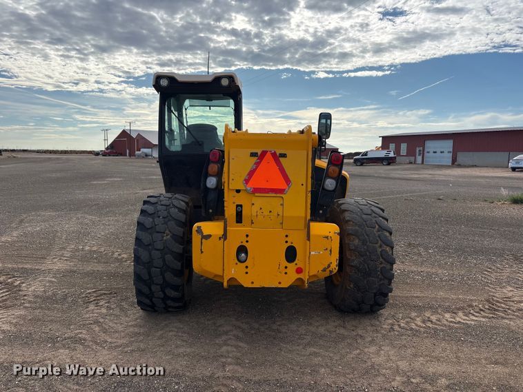 image for item FC2379 2014 JCB Loadall 550-80 telehandler