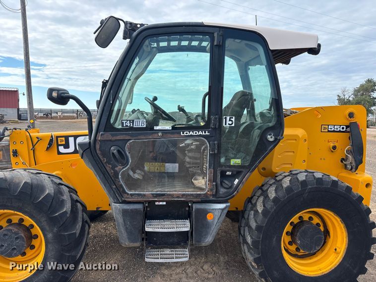 image for item FC2379 2014 JCB Loadall 550-80 telehandler
