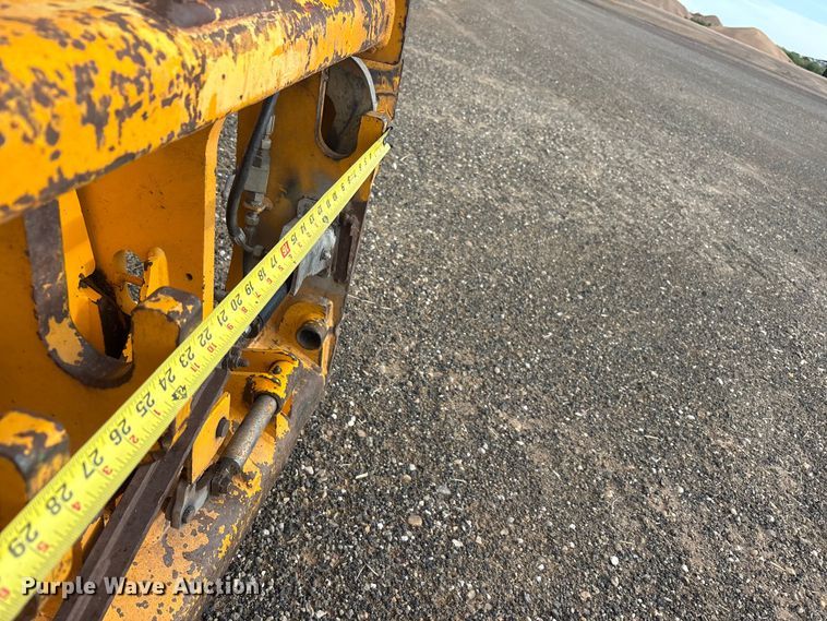 image for item FC2379 2014 JCB Loadall 550-80 telehandler