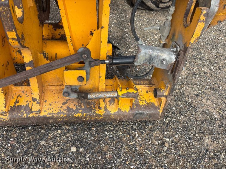 image for item FC2379 2014 JCB Loadall 550-80 telehandler