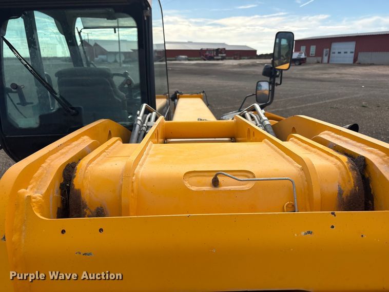image for item FC2379 2014 JCB Loadall 550-80 telehandler