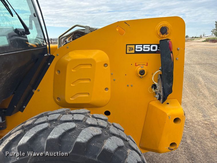 image for item FC2379 2014 JCB Loadall 550-80 telehandler