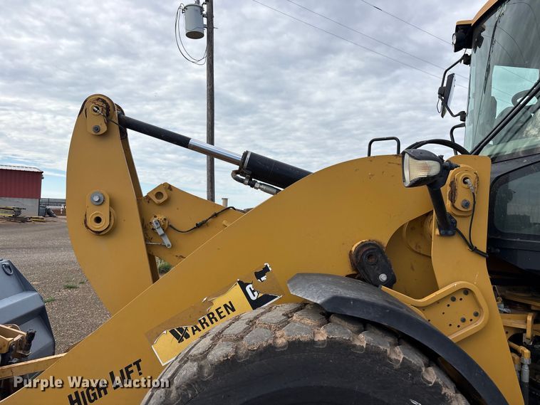 image for item FC2380 2019 Caterpillar 930M wheel loader