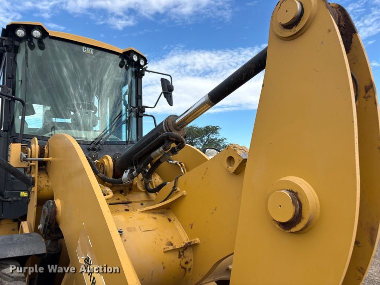 image for item FC2380 2019 Caterpillar 930M wheel loader