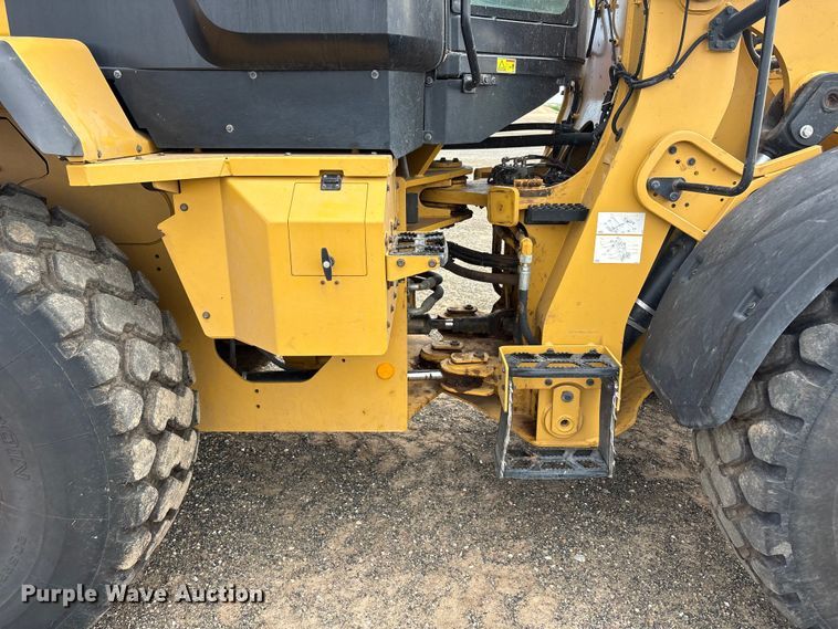 image for item FC2380 2019 Caterpillar 930M wheel loader