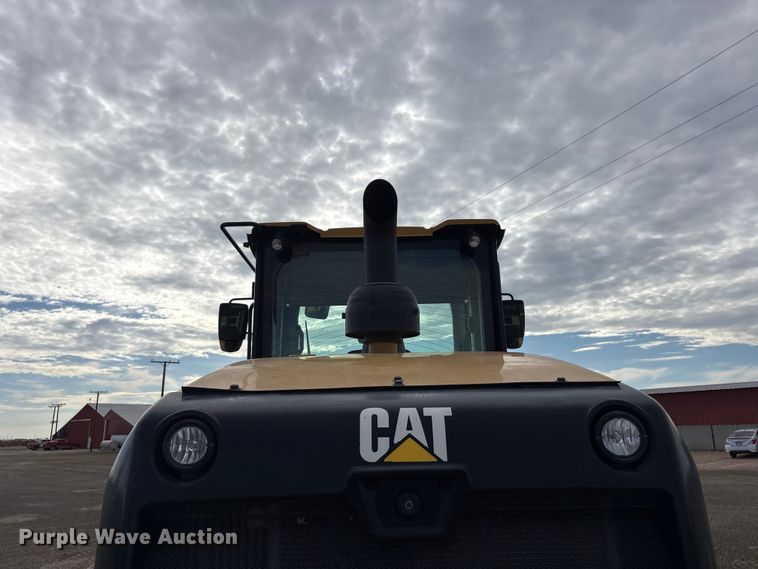 image for item FC2380 2019 Caterpillar 930M wheel loader