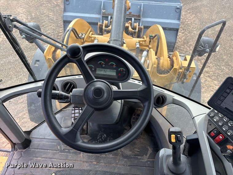 image for item FC2380 2019 Caterpillar 930M wheel loader