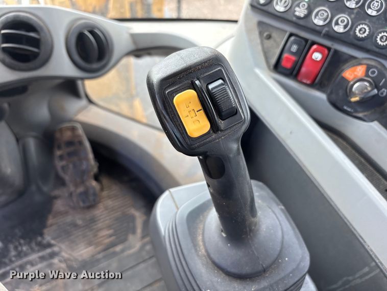 image for item FC2380 2019 Caterpillar 930M wheel loader