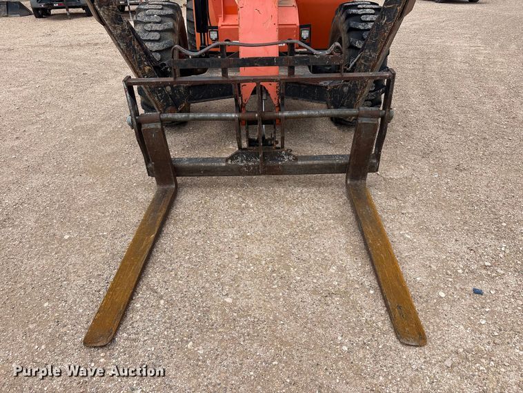 image for item FC2383 2008 JLG 10054 telehandler